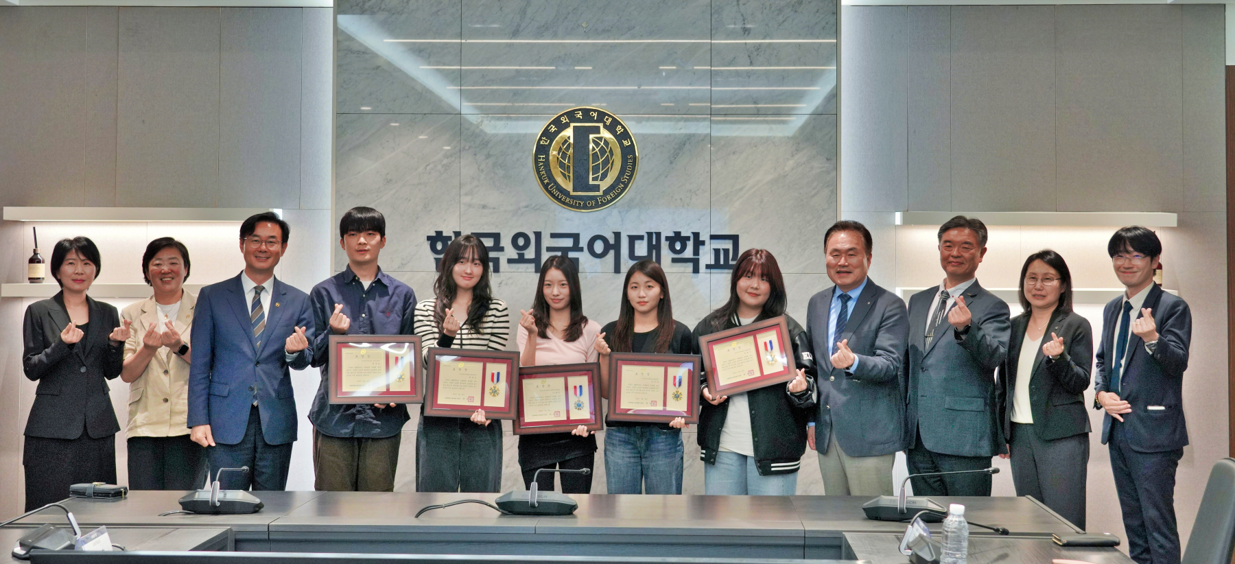 교육혁신원, 초등 고학년 영어특강 ‘동대문구 외대쌤 영어브릿지’ 우수 외대쌤 표창 수여 대표이미지